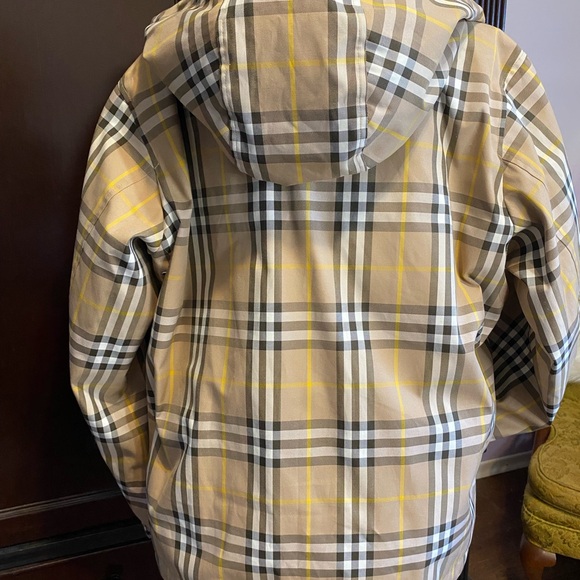 Burberry Stanford’s Reversible Jacket - Picture 6 of 16